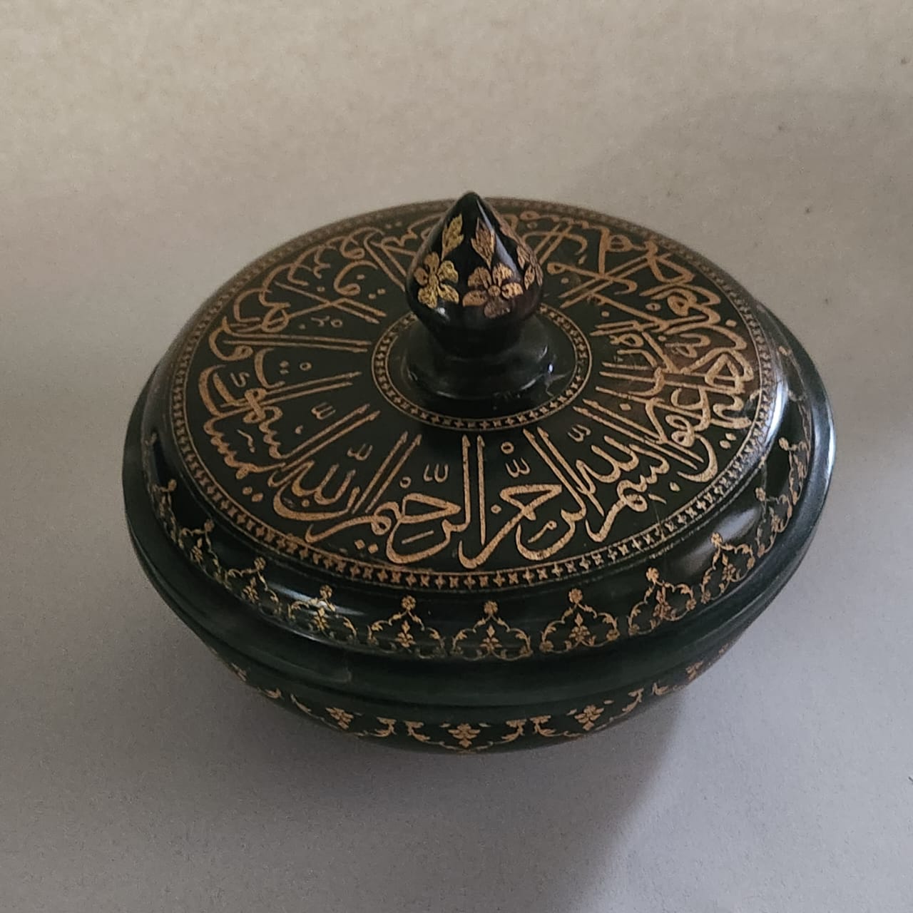 Rare islamic ottoman jade stone bowl